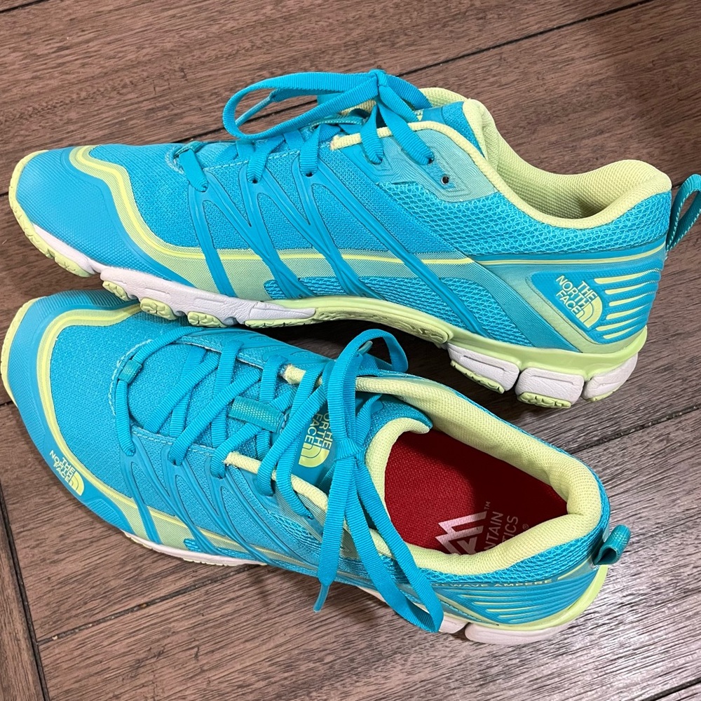 The North Face Litewave Ampere Teal Lime Size‎ 8 Trail Running Athletic Sneaker